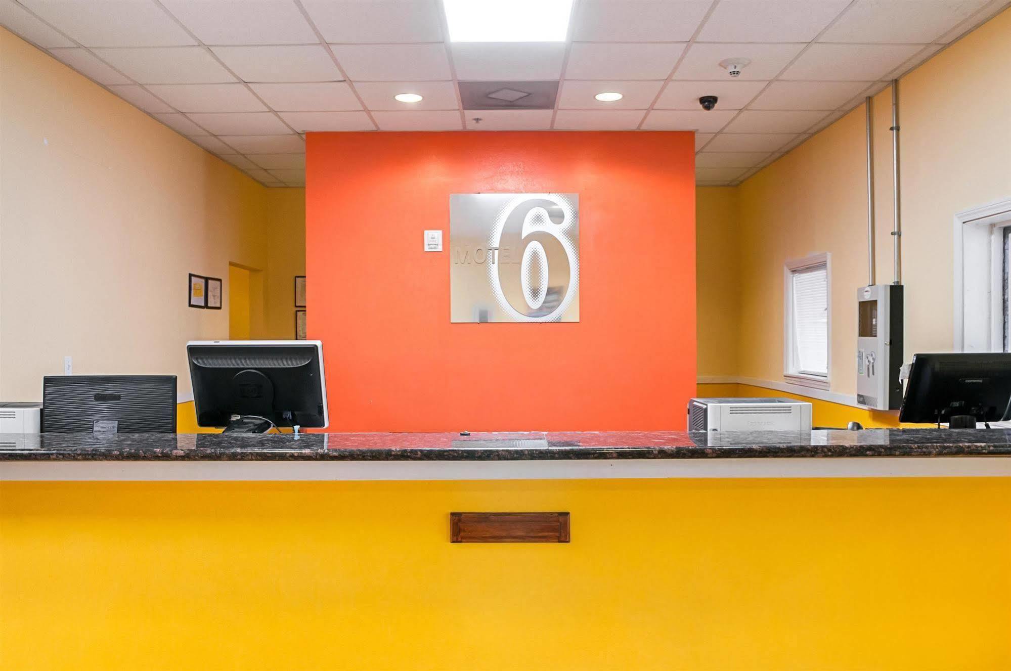 Motel 6-New Orleans, La - Near Downtown Exterior photo